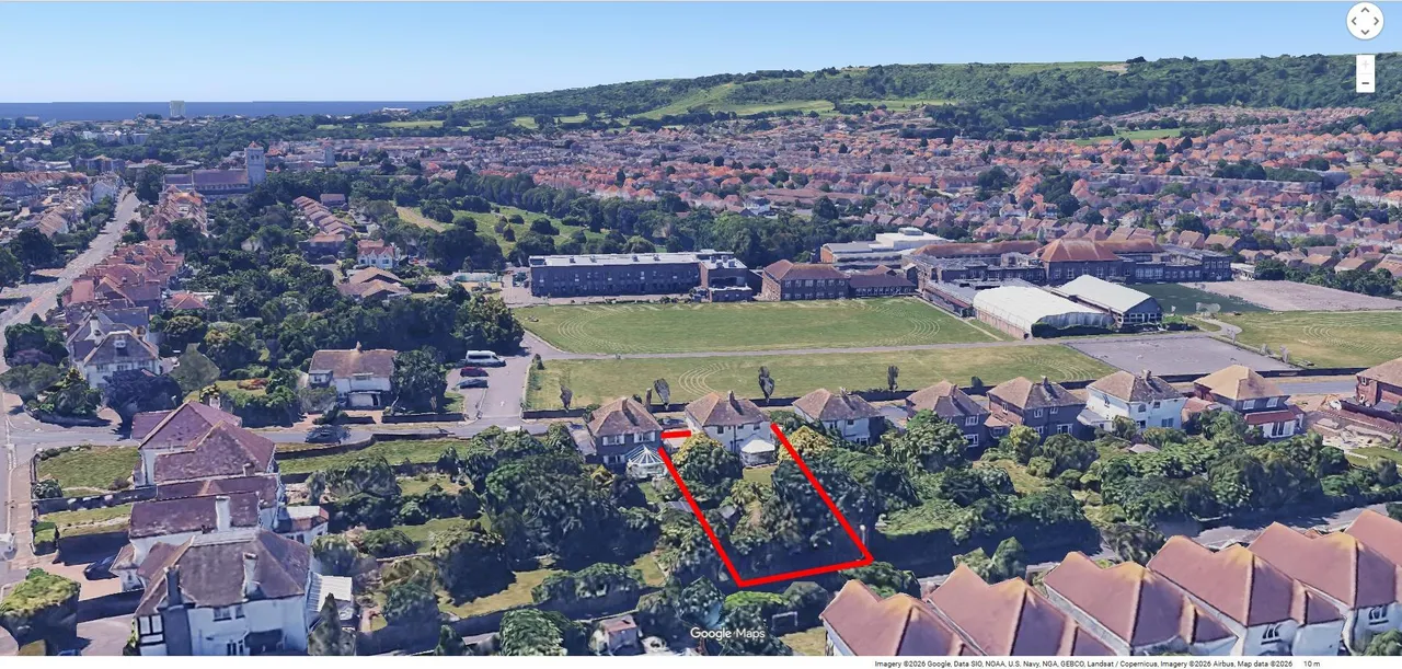 Cobbold Avenue, Old Town, BN21, photo 37