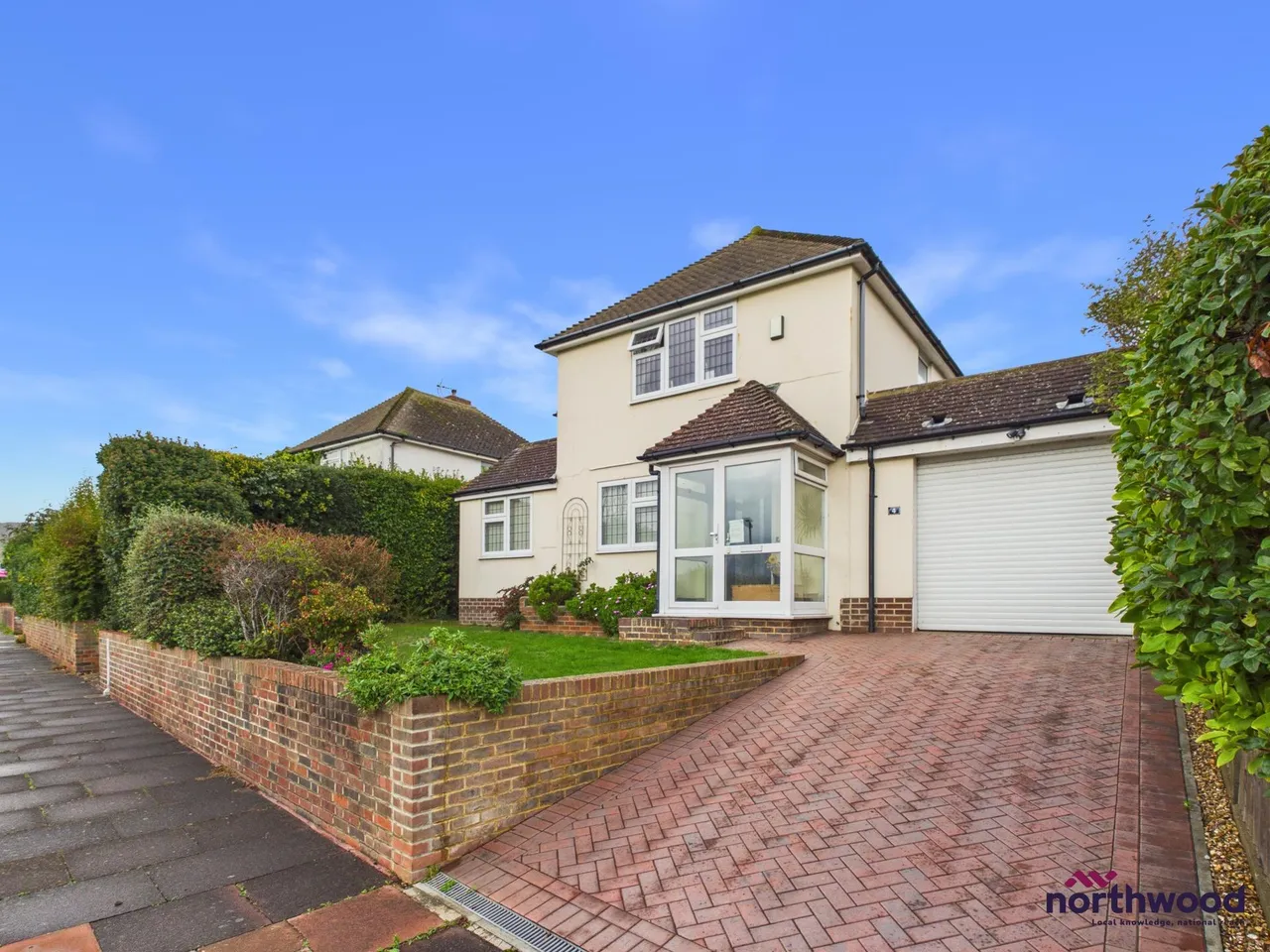 3 bed house for sale, Cobbold Avenue, Old Town, BN21