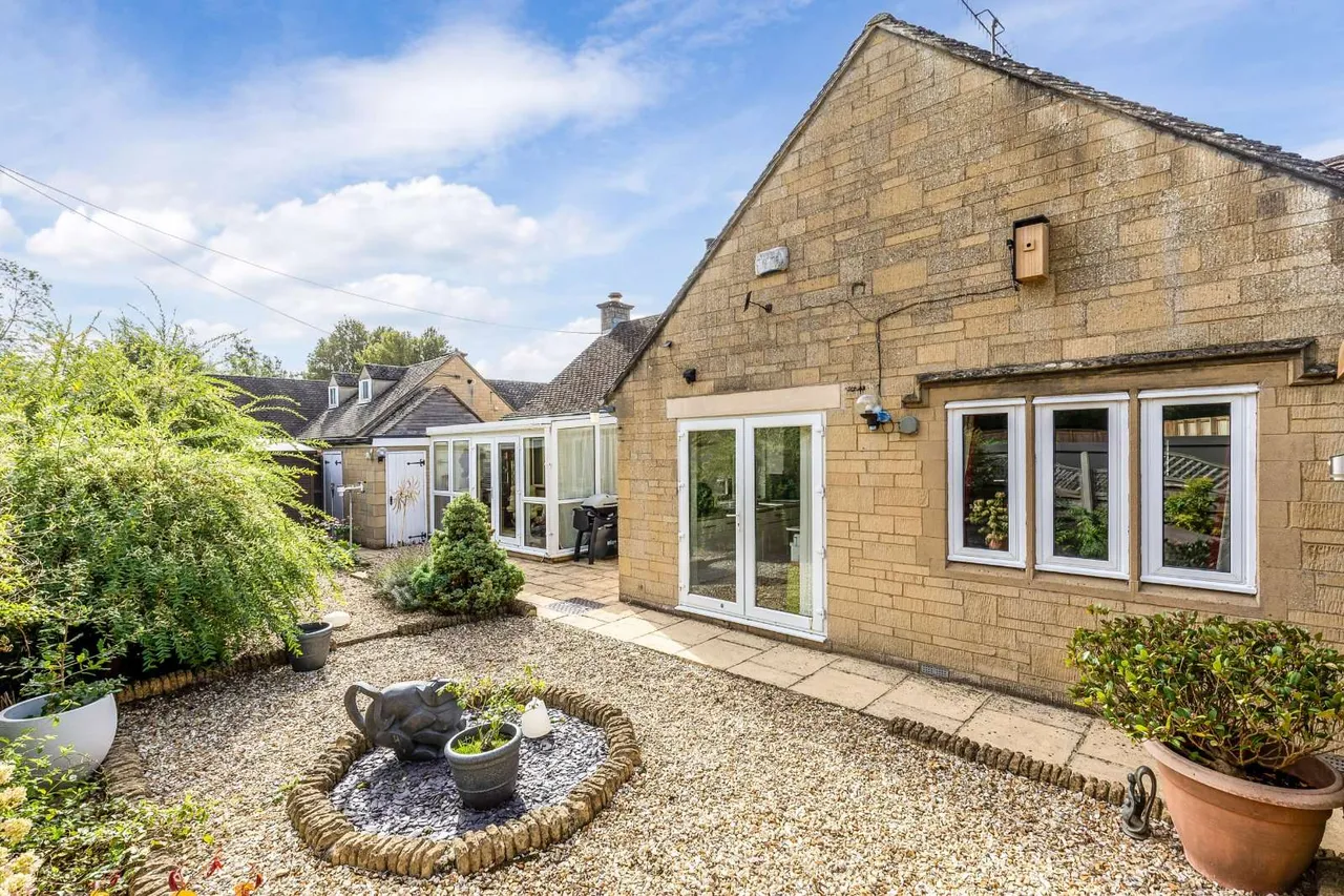 Rissington Road, Bourton-on-the-Water, GL54, photo 11