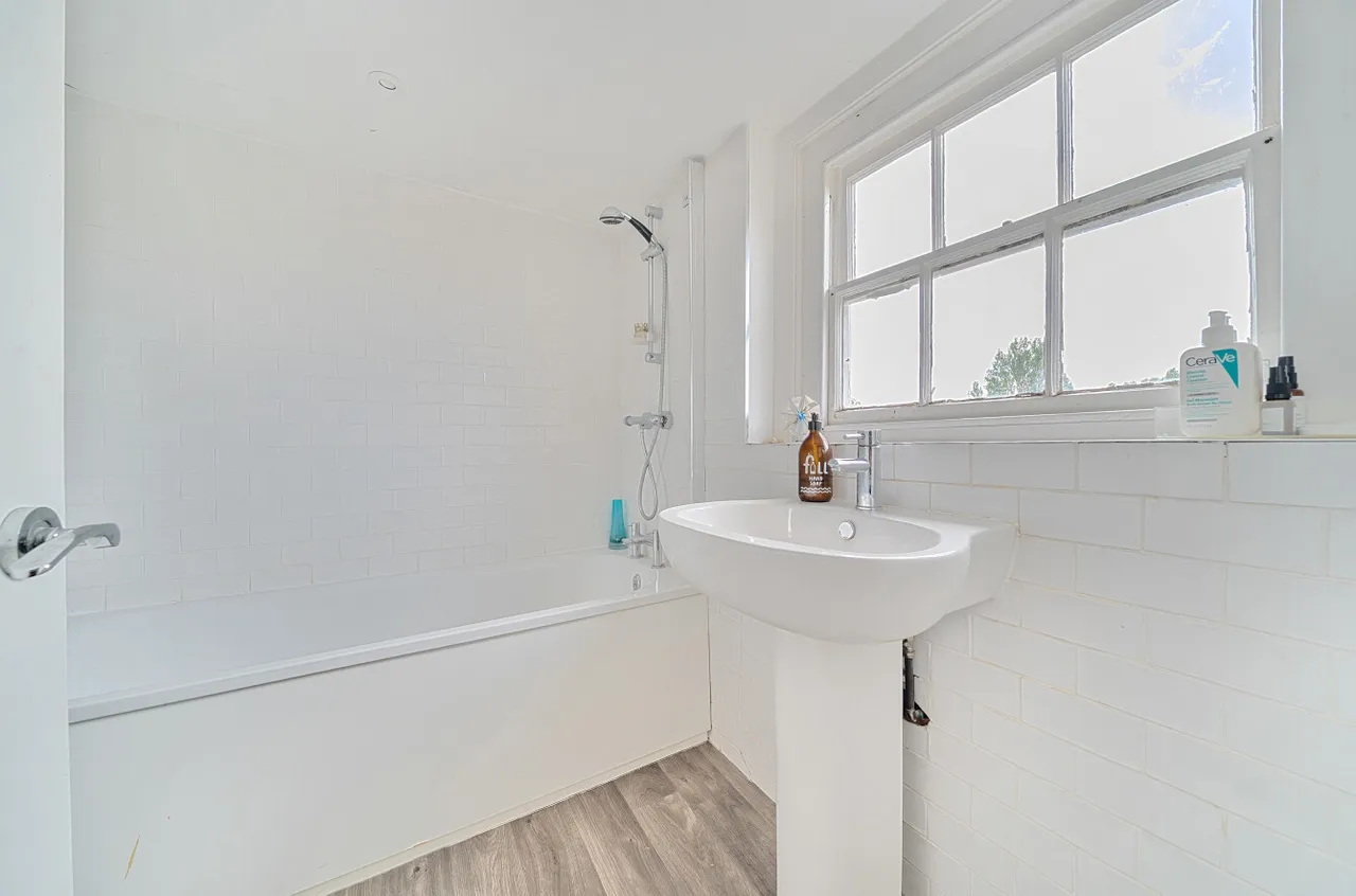 Quarry Street, Guildford, GU1, photo 17
