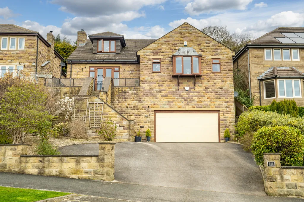 Low Road, Thornhill Edge, photo 6
