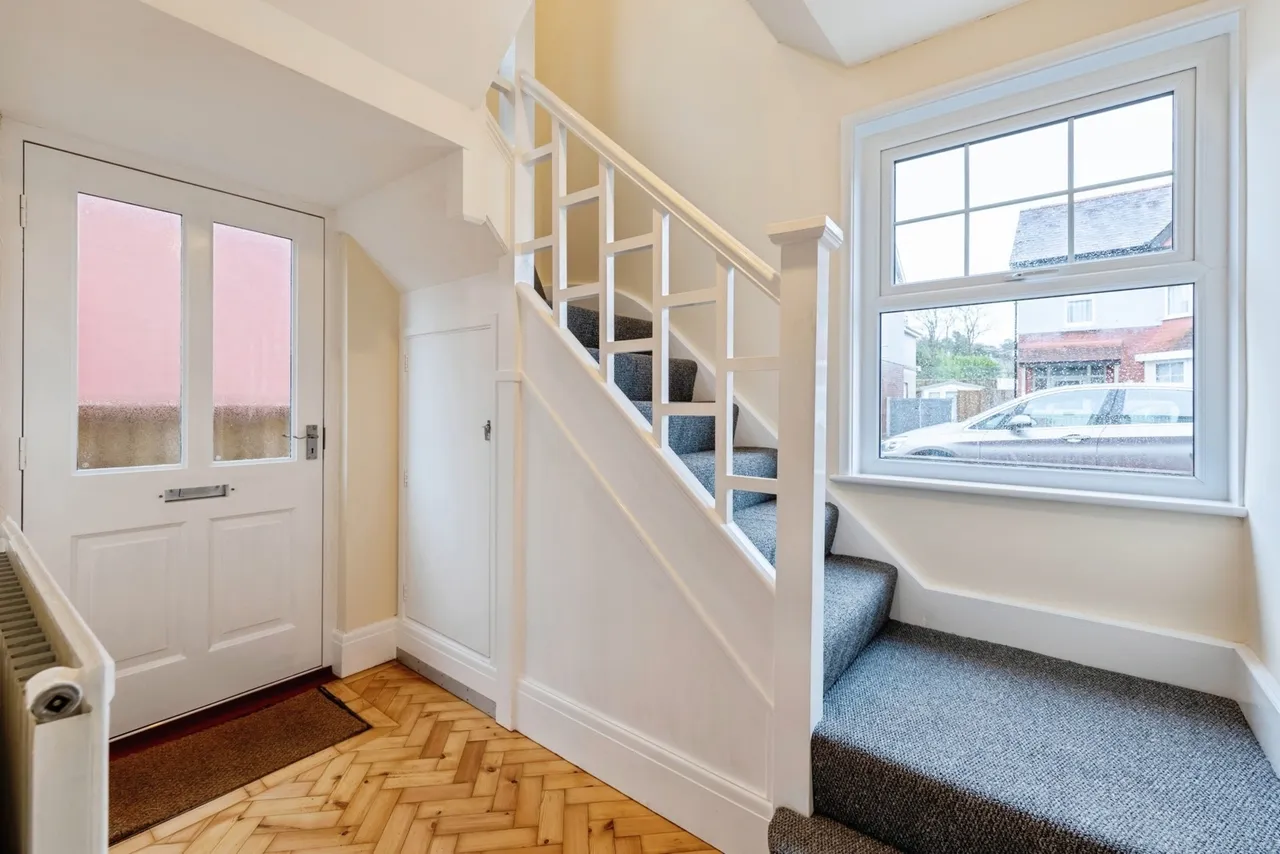Myrddin Crescent, Carmarthen, SA31, photo 6