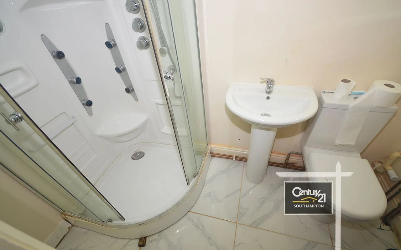 Gordon Avenue, Southampton, SO14, photo 11
