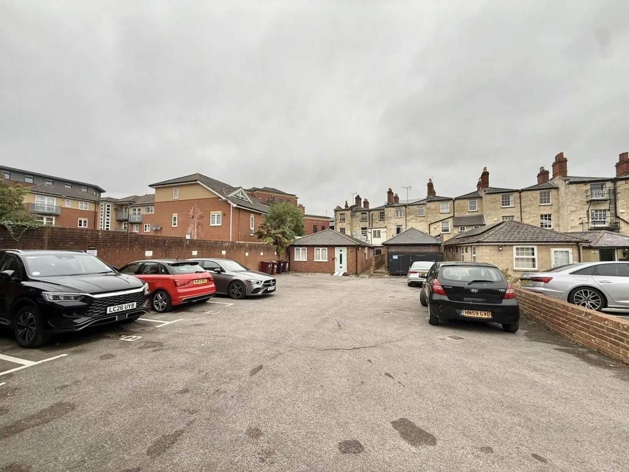 Oswald House, Queens Road, photo 8