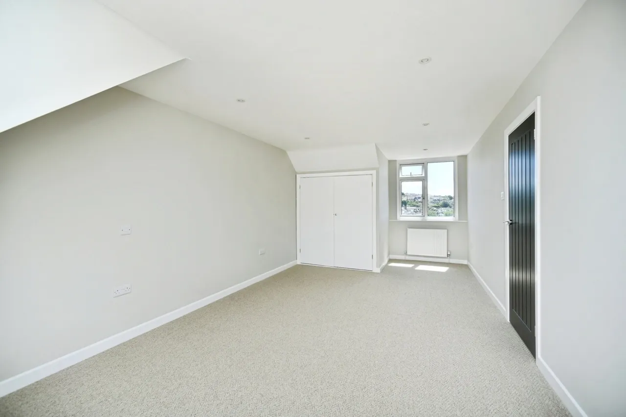 Lustrells Crescent, Saltdean, BN2, photo 24