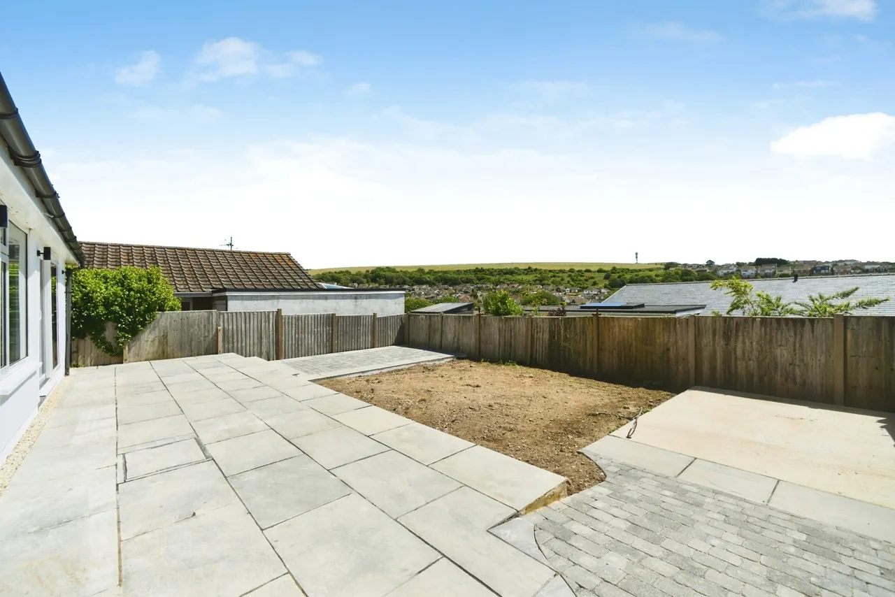Lustrells Crescent, Saltdean, BN2, photo 18