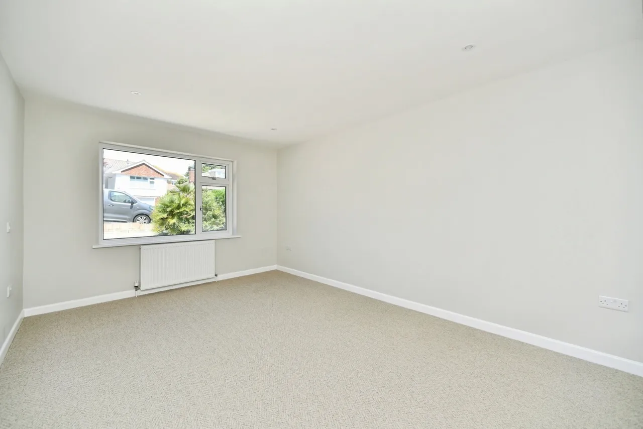 Lustrells Crescent, Saltdean, BN2, photo 15