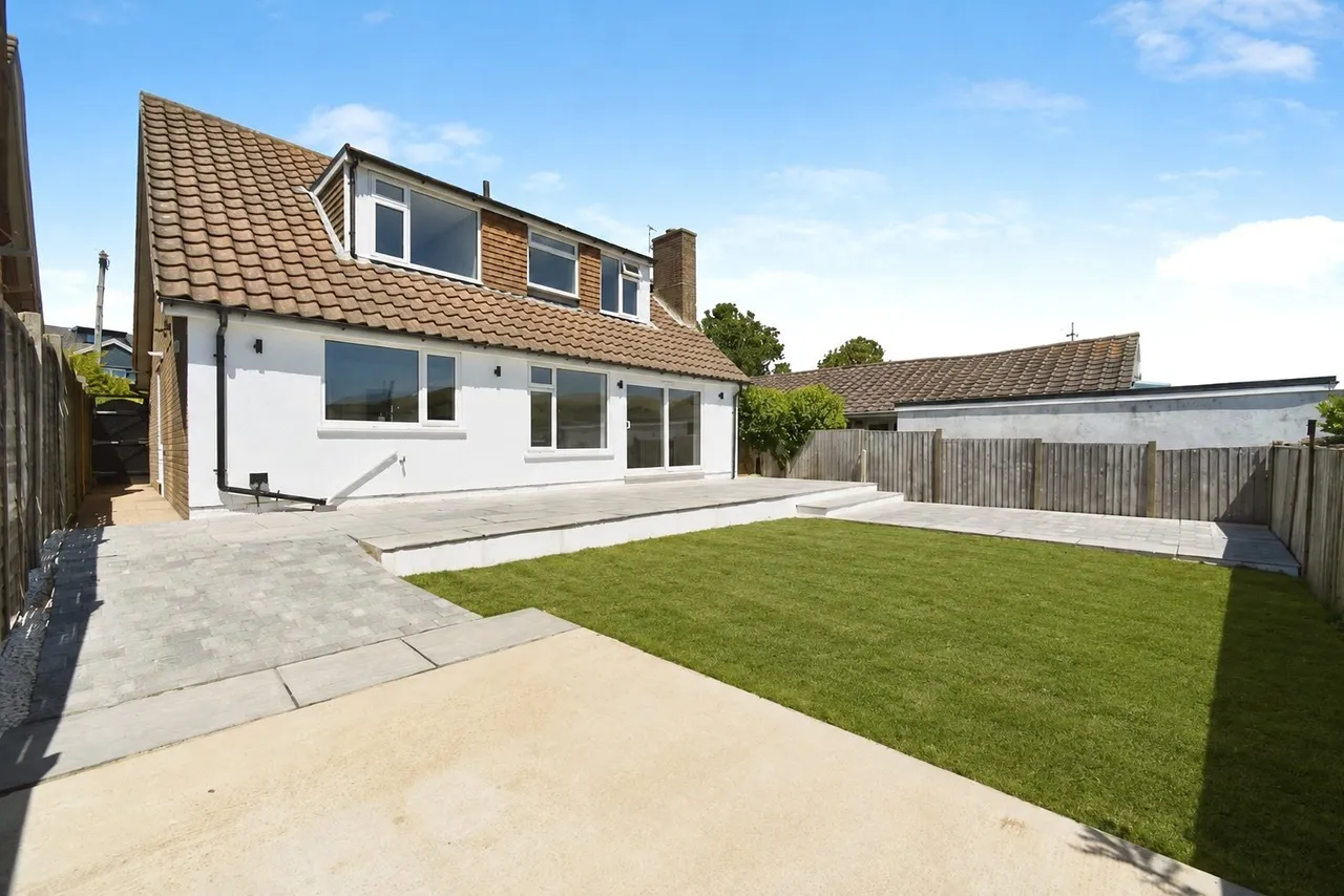Lustrells Crescent, Saltdean, BN2, photo 29