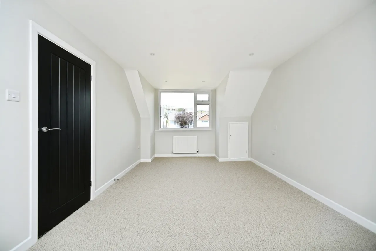 Lustrells Crescent, Saltdean, BN2, photo 22