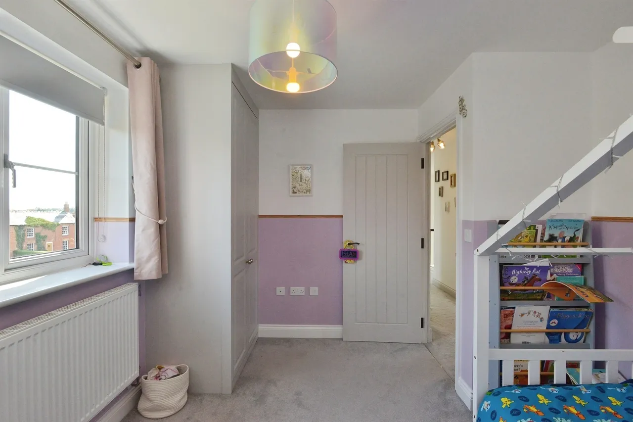 Keeves Avenue, Hanslope, MK19, photo 17