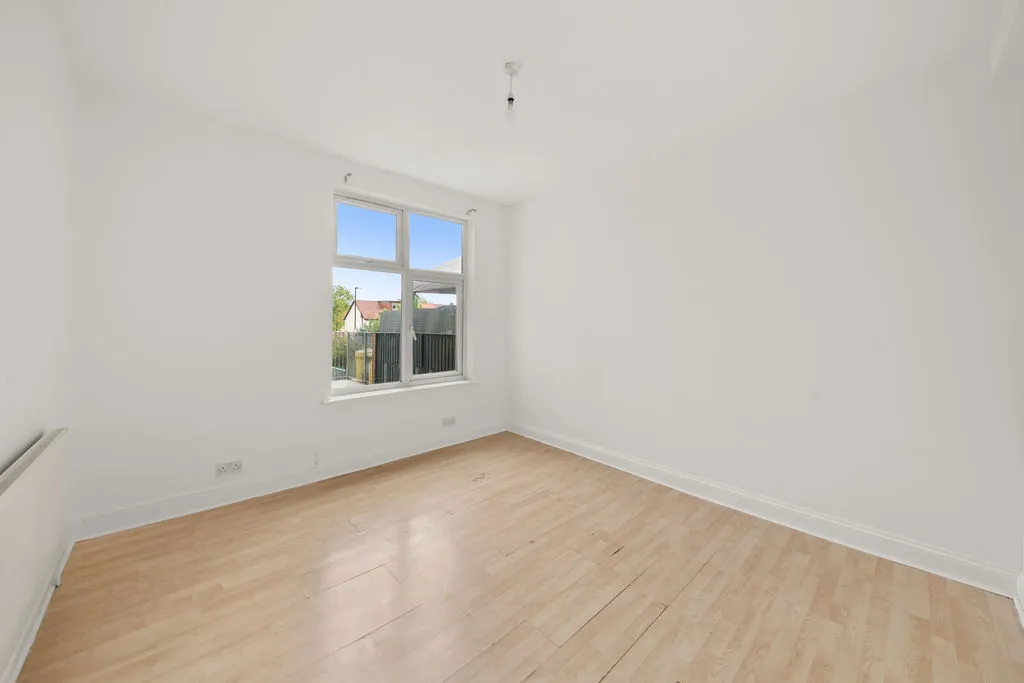 Greenford Road, Greenford, photo 4
