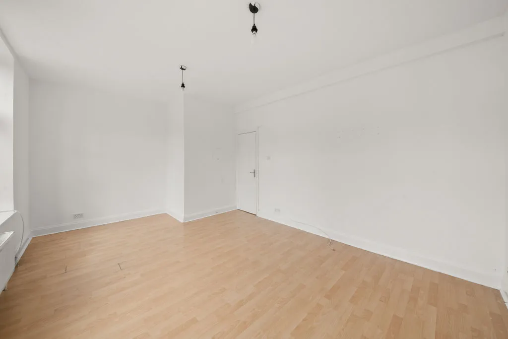 Greenford Road, Greenford, photo 10