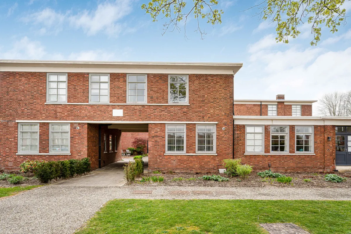 3 bed house for sale, Orchard Square, Caversfield