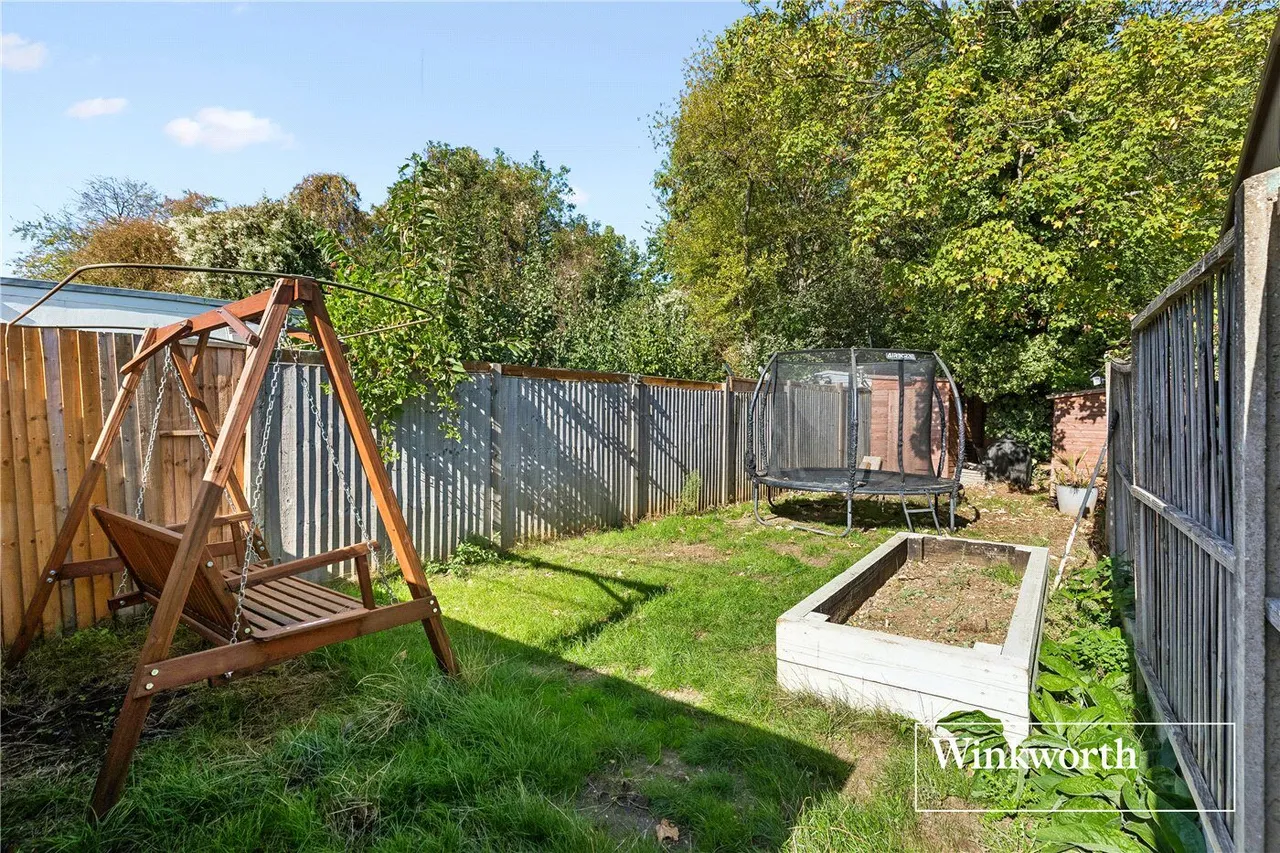 Grants Close, Mill Hill East, NW7, photo 20