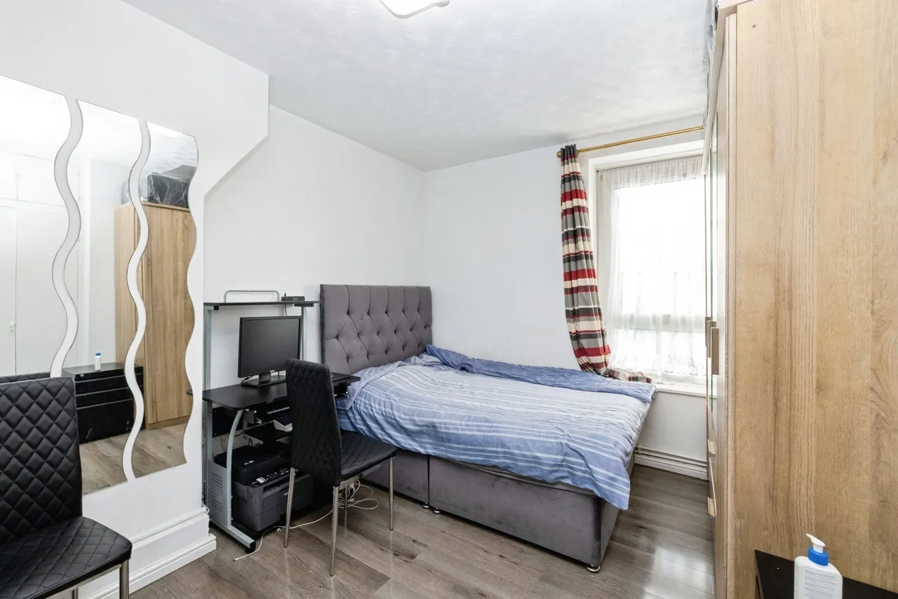 Gill Street, London, E14, photo 12