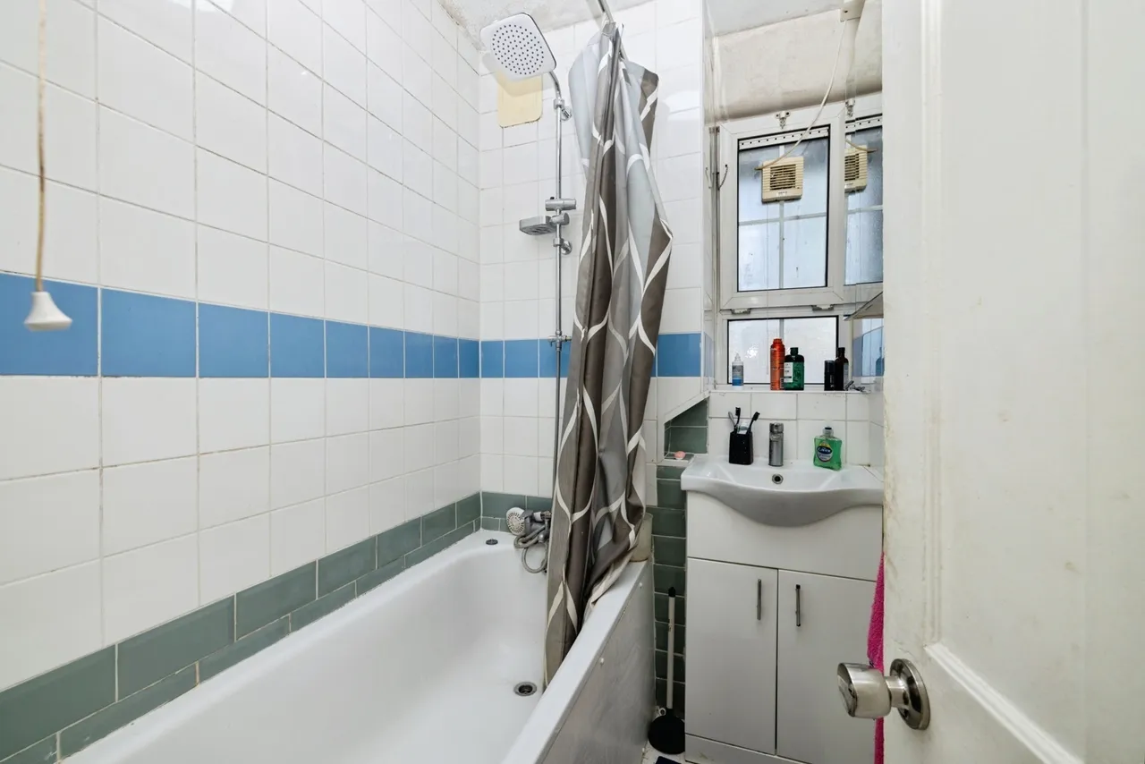Gill Street, London, E14, photo 4