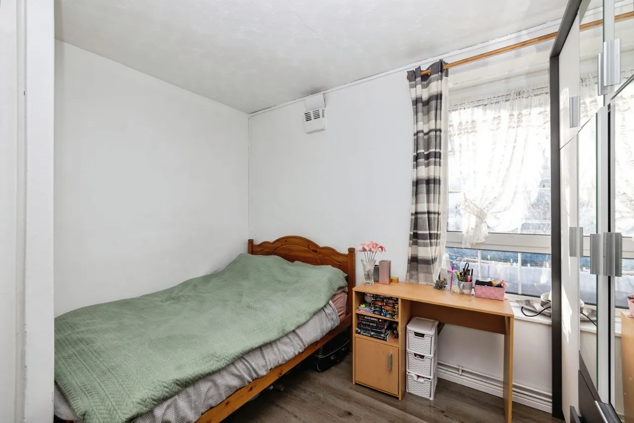 Gill Street, London, E14, photo 15