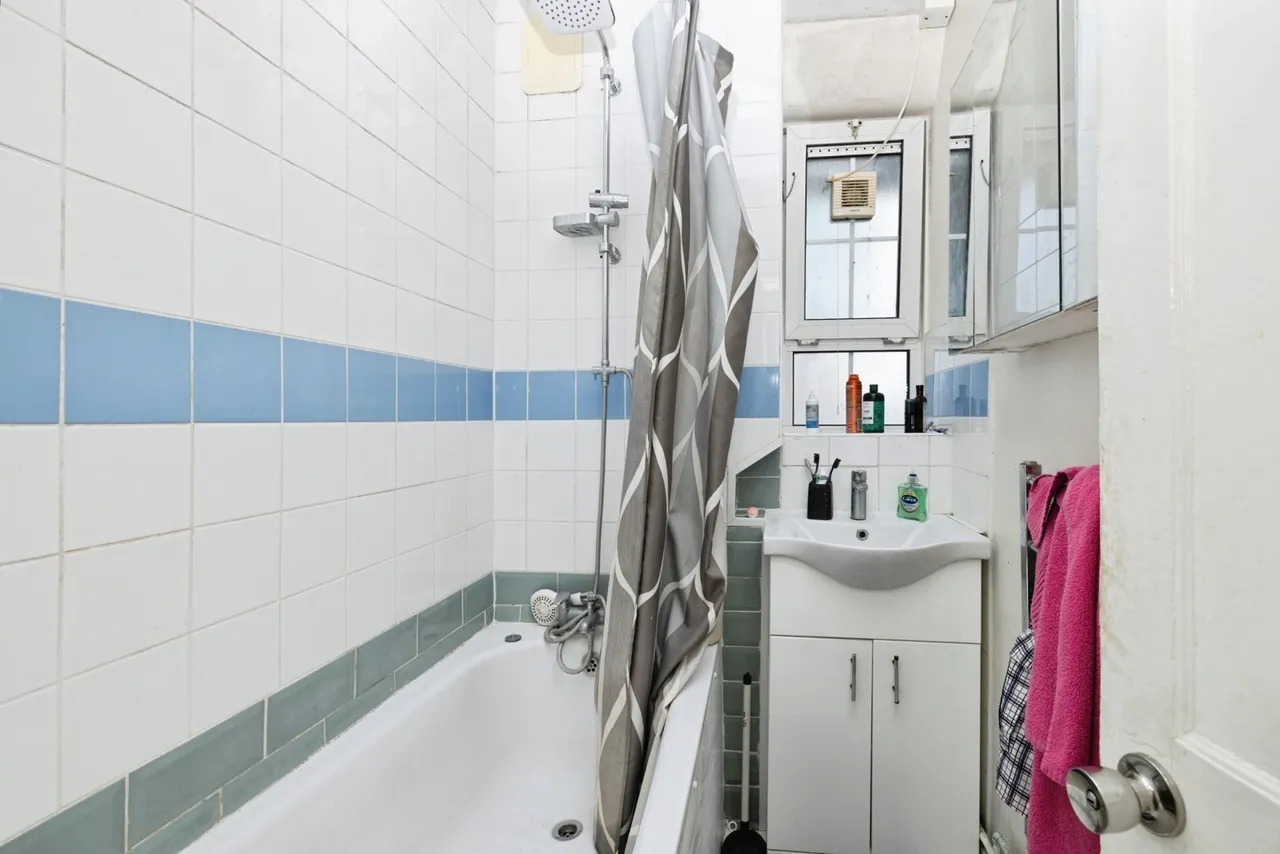Gill Street, London, E14, photo 11