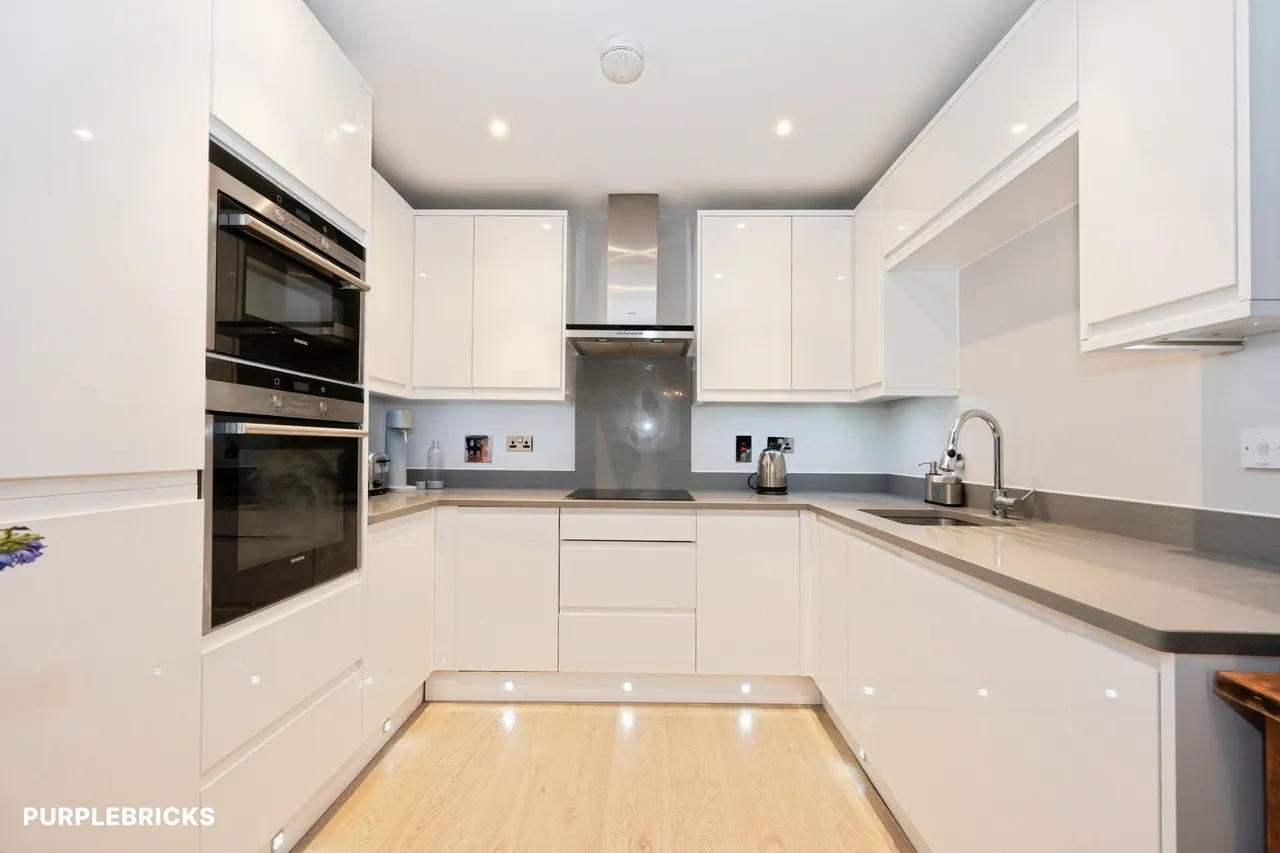 Wadham Mews, Mortlake, SW14, photo 9