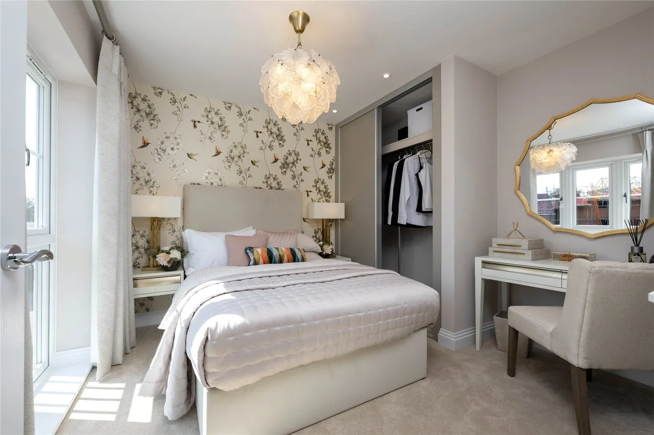 Moor Lane, Staines-upon-Thames, TW18, photo 4