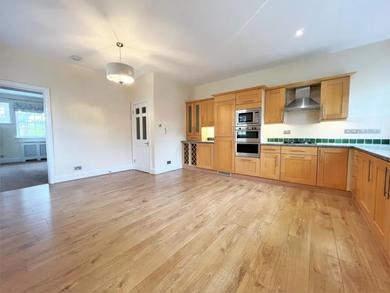 Maybury Knowle, Woking, GU22, photo 7