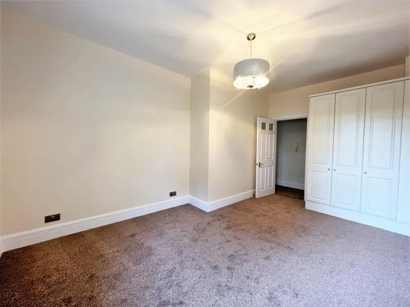Maybury Knowle, Woking, GU22, photo 5