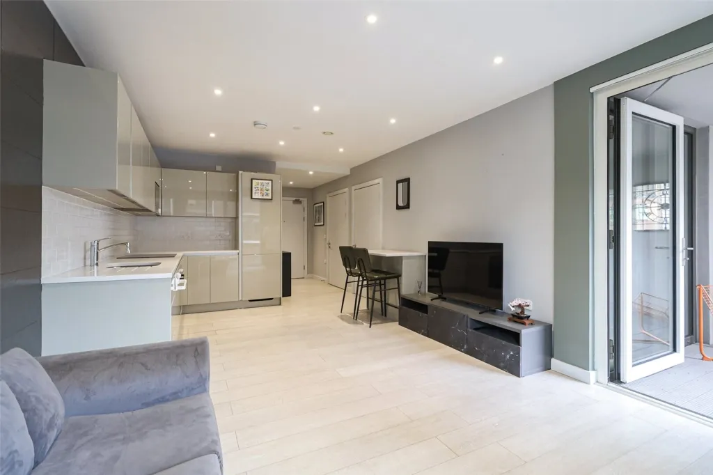 Sayer Street, Walworth, SE17, photo 16