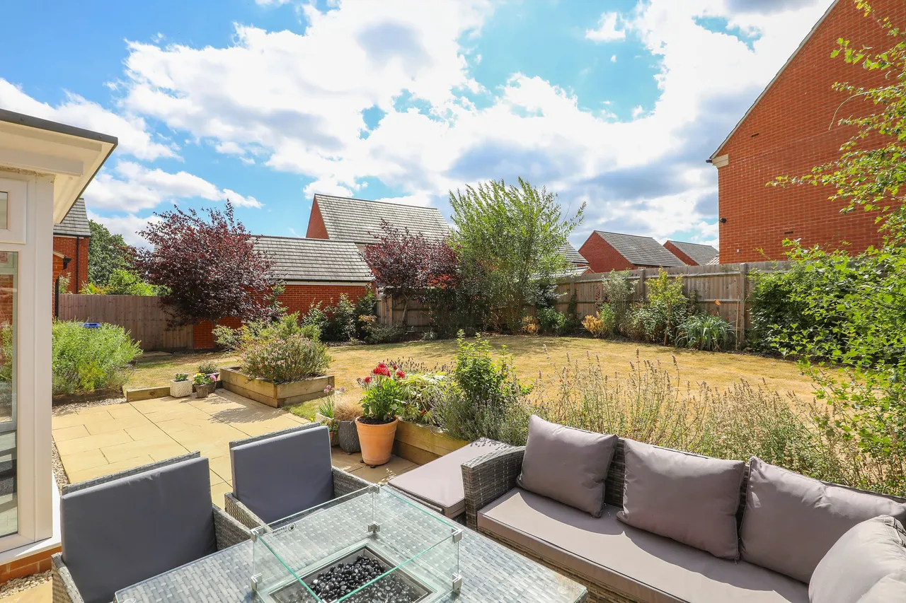 Eskdale Close, Chesterfield, S41, photo 29