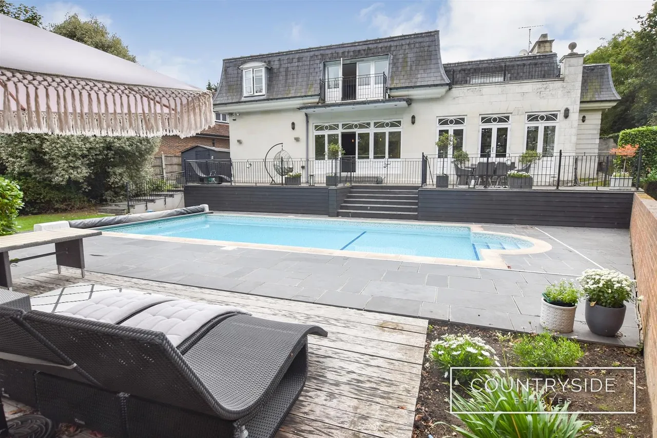 Vicarage Hill, Benfleet, photo 24