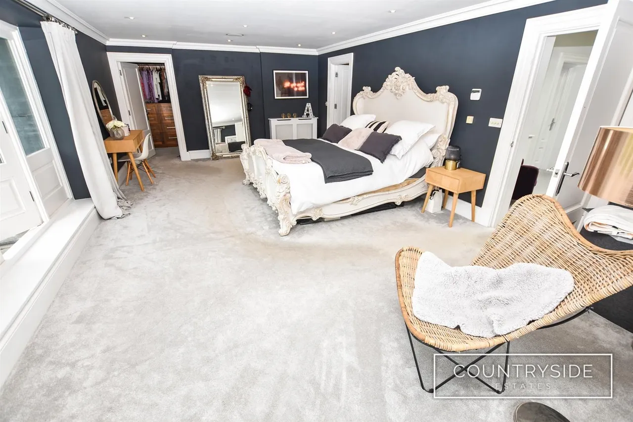Vicarage Hill, Benfleet, photo 17