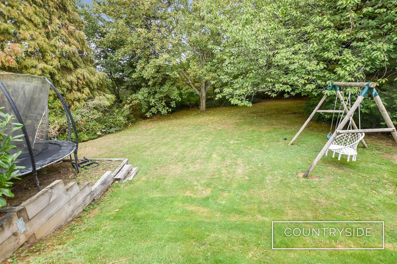 Vicarage Hill, Benfleet, photo 29