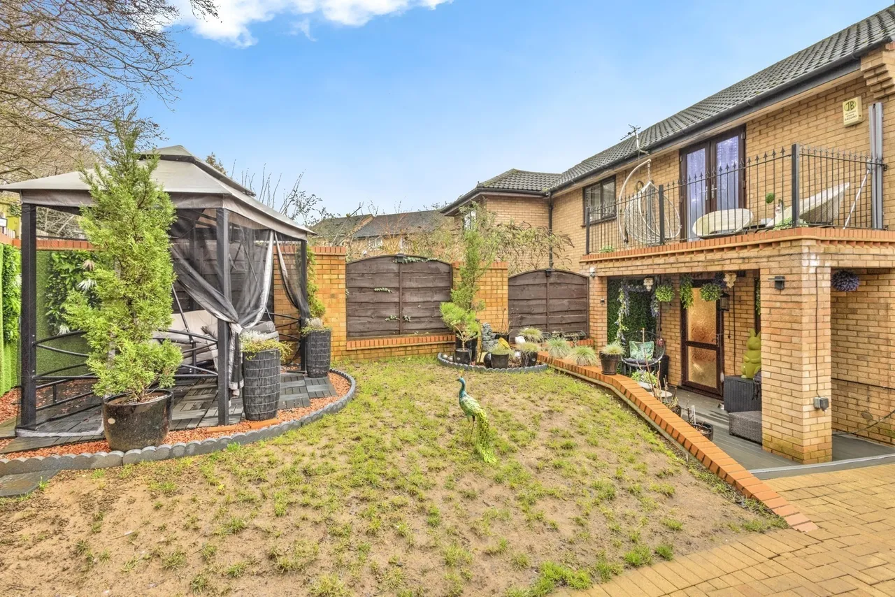 Watermeadow Drive, Northampton, Northamptonshire, NN3, photo 15