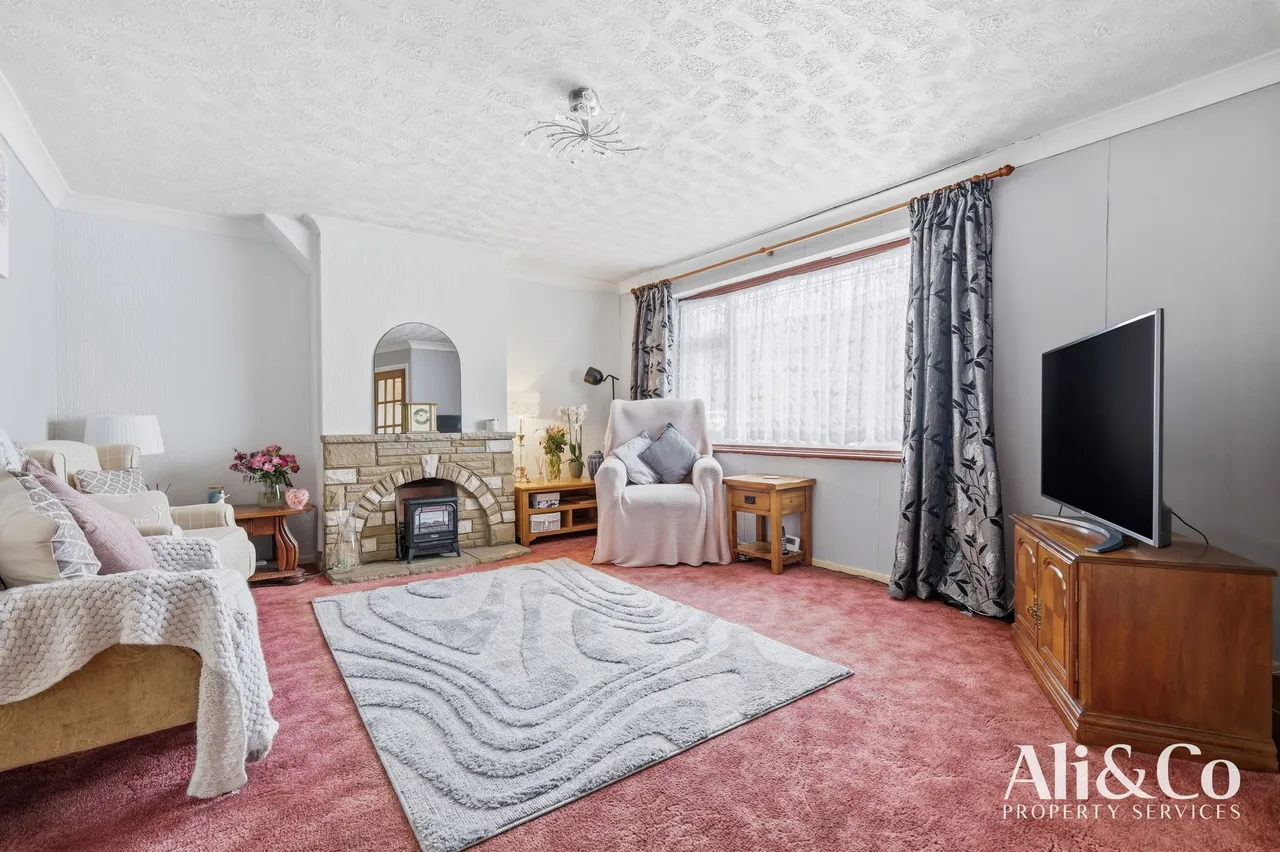 Sabina Road, Grays, Essex, RM16 4PN, photo 5