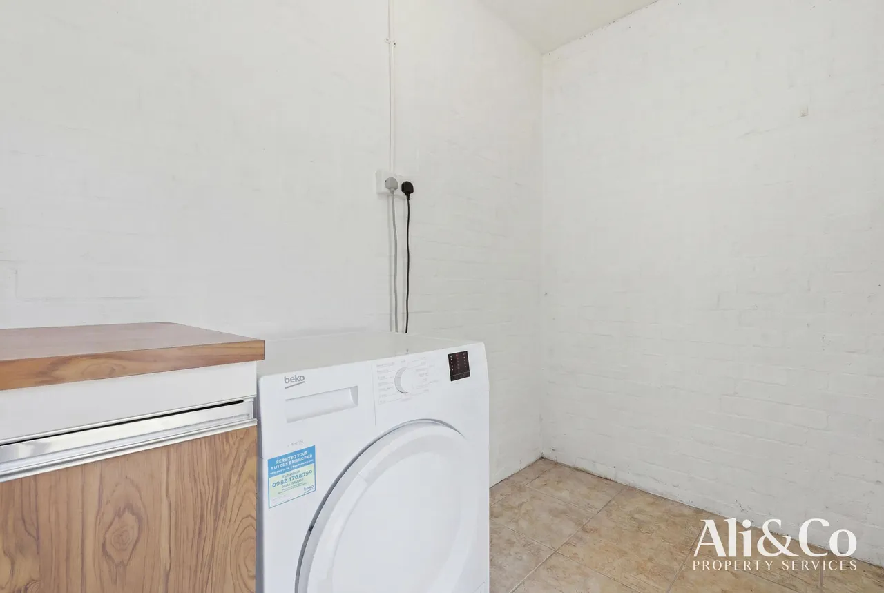 Sabina Road, Grays, Essex, RM16 4PN, photo 15