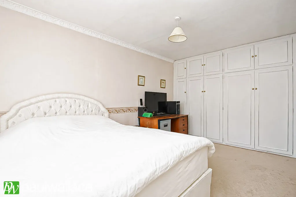 Fern Close, Broxbourne, EN10, photo 9