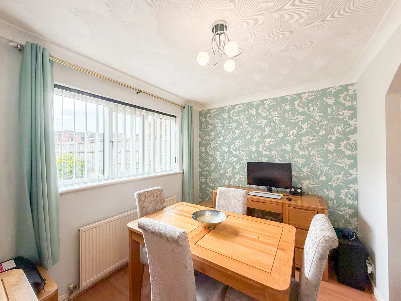 22 Bowes Close, Woolfold, Bury, BL8 1UA, photo 8