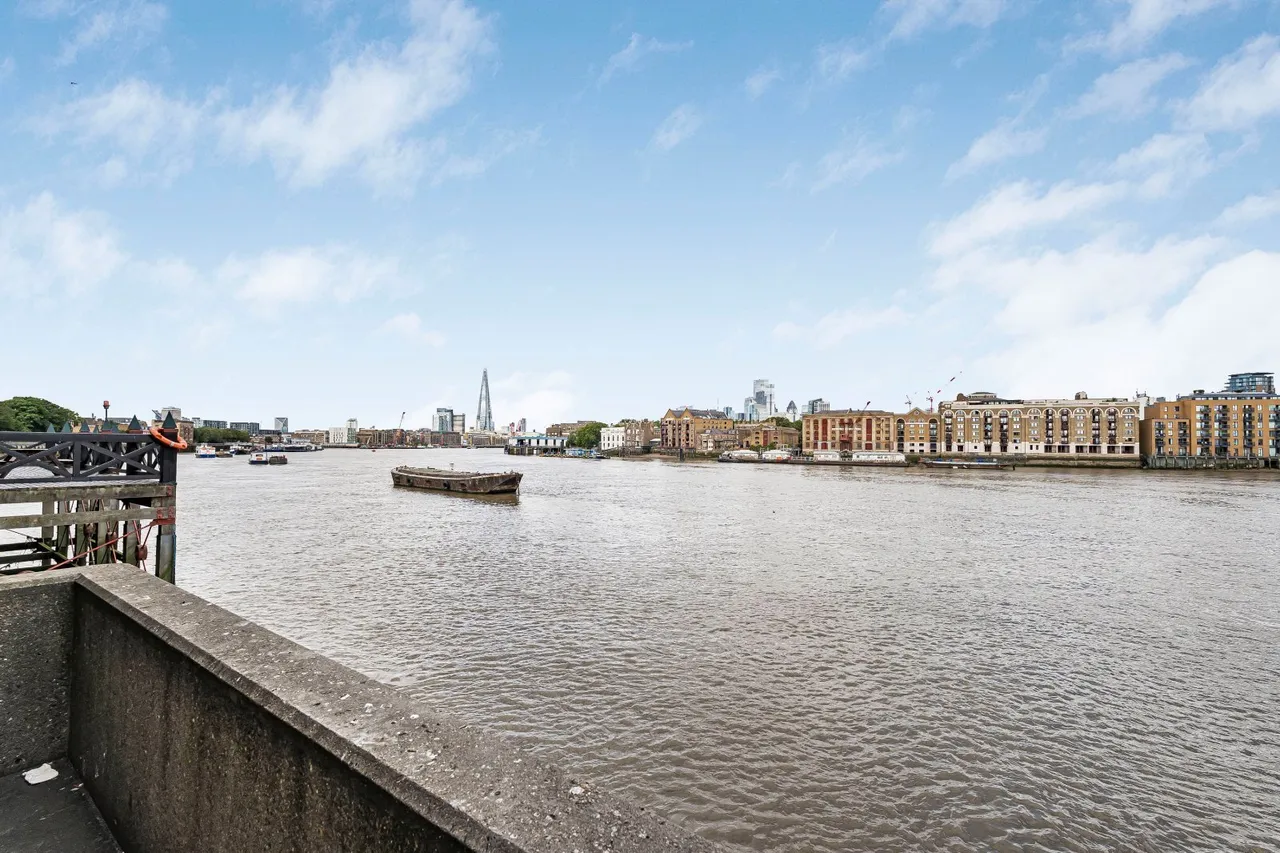Rotherhithe Street, London, SE16, photo 7