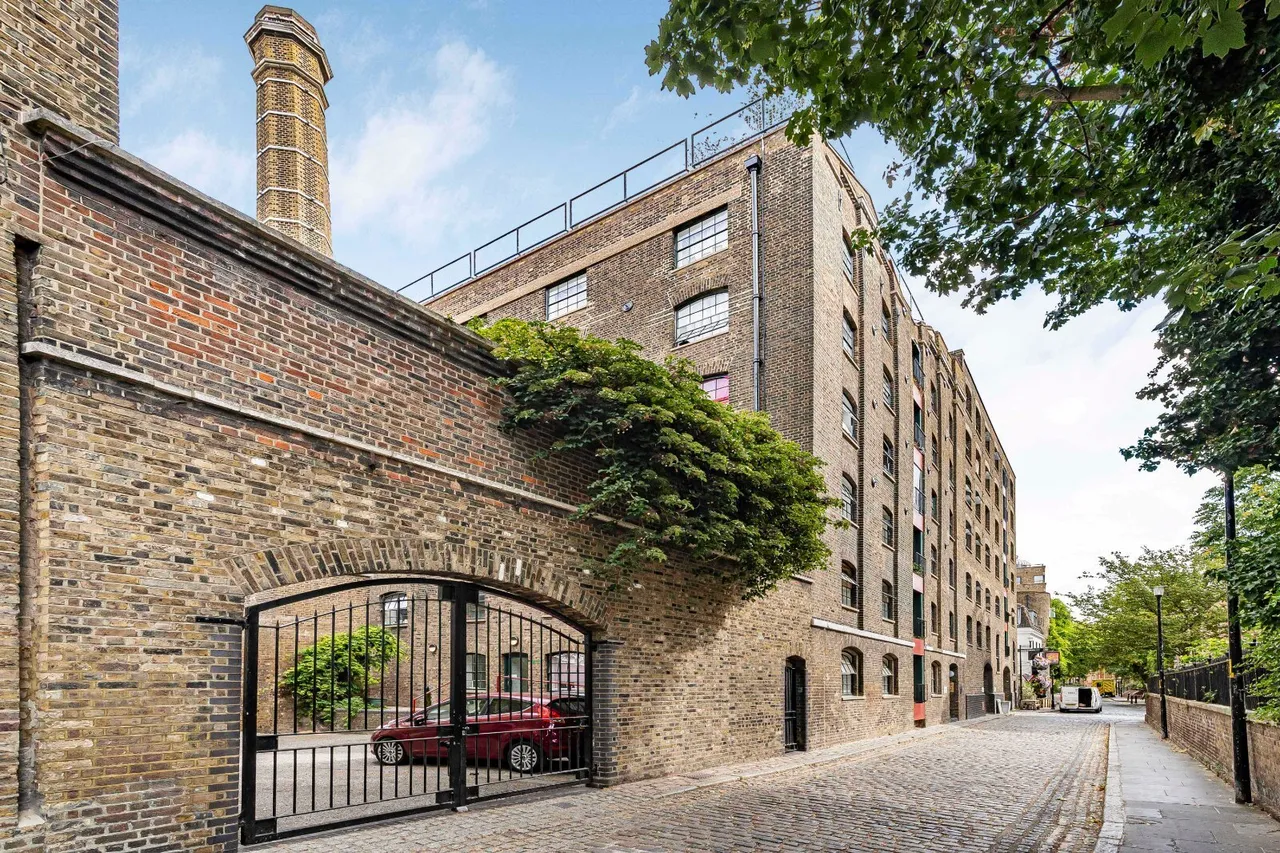 Rotherhithe Street, London, SE16, photo 6