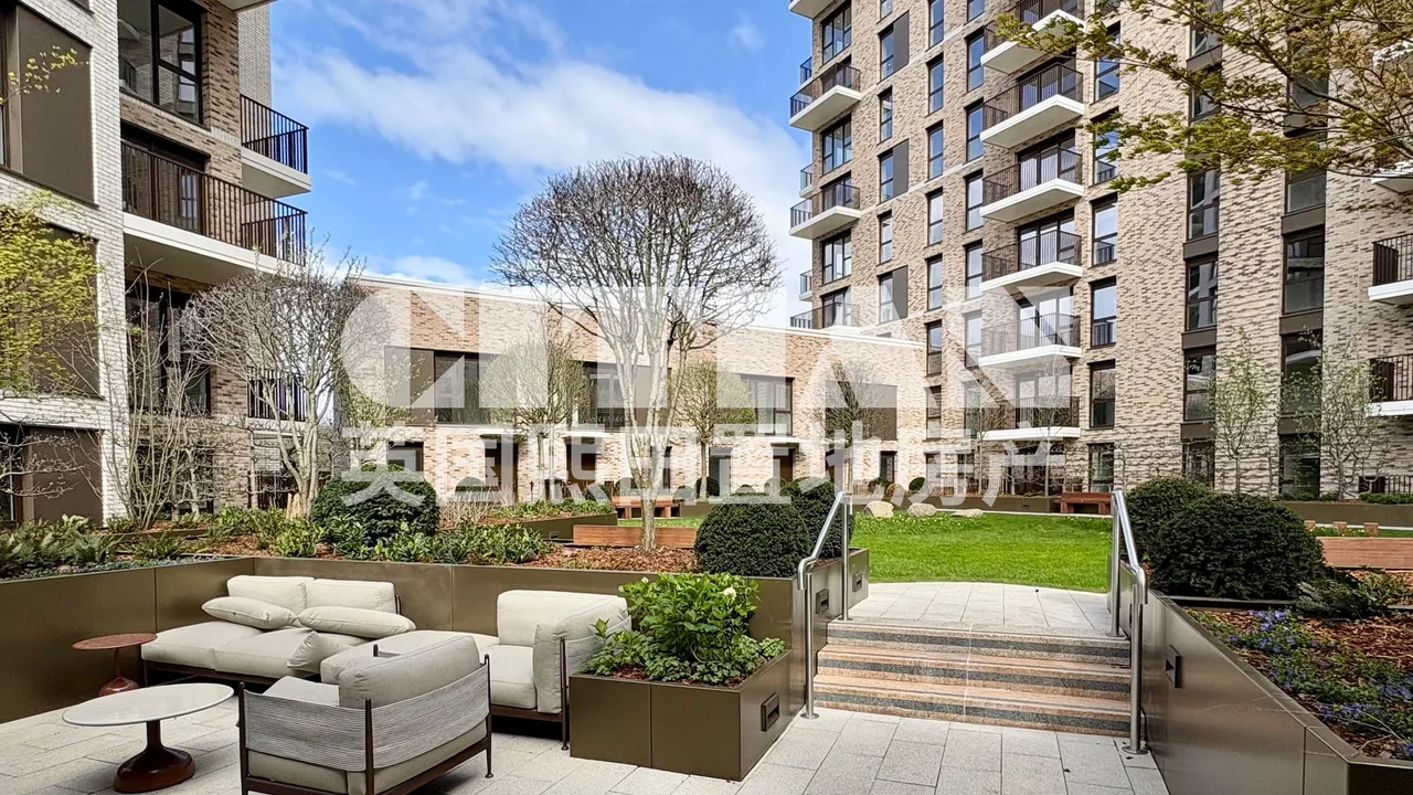 Bow Common Lane, London, E3, photo 14
