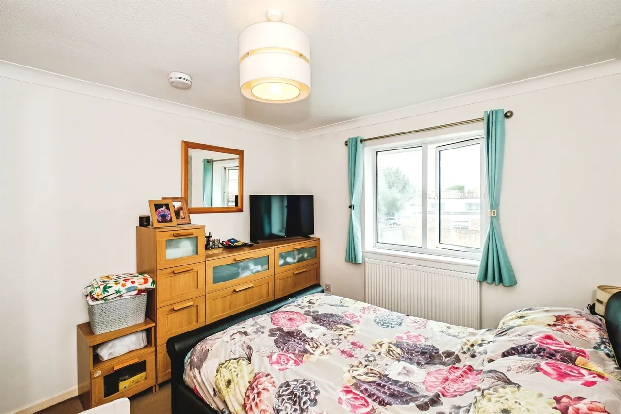 Southwick Street, Southwick, Brighton, photo 12