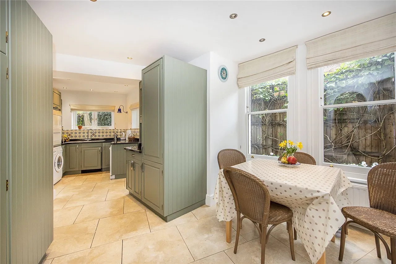 Esmond Road, London, W4, photo 11