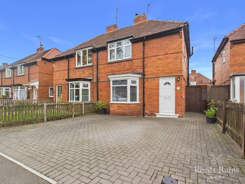 2 bed house for sale — Warwick Court, Merryoaks, Durham, DH1