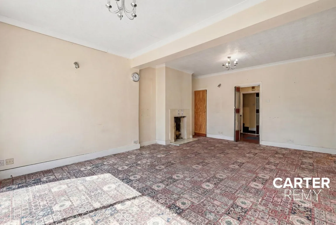South Road, South Ockendon, RM15 6NR, photo 9
