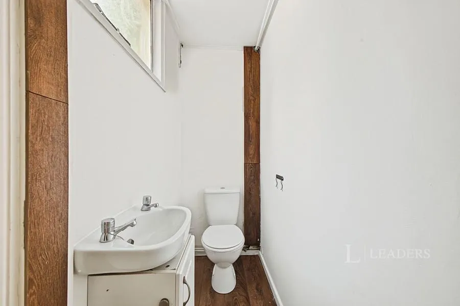 Swain Court, Northampton, NN3, photo 6
