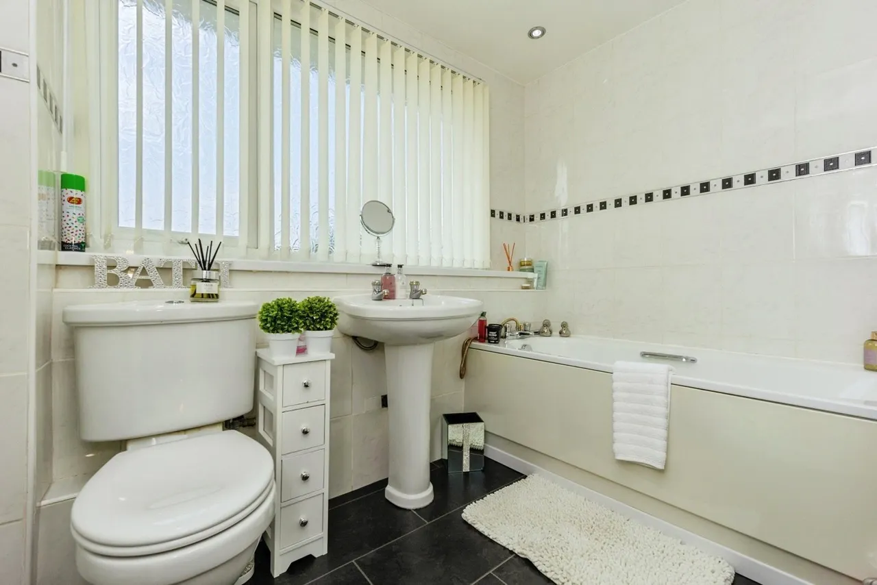 Birkworth Court, Stockport, SK2, photo 11