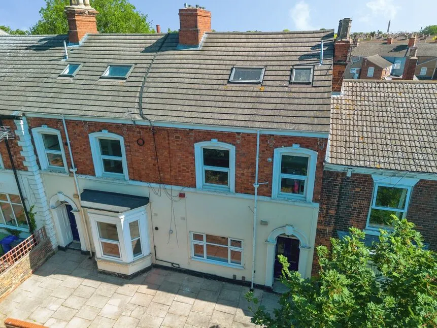 1 bed flat to rent — West Parade, Grimsby, Lincolnshire, DN31