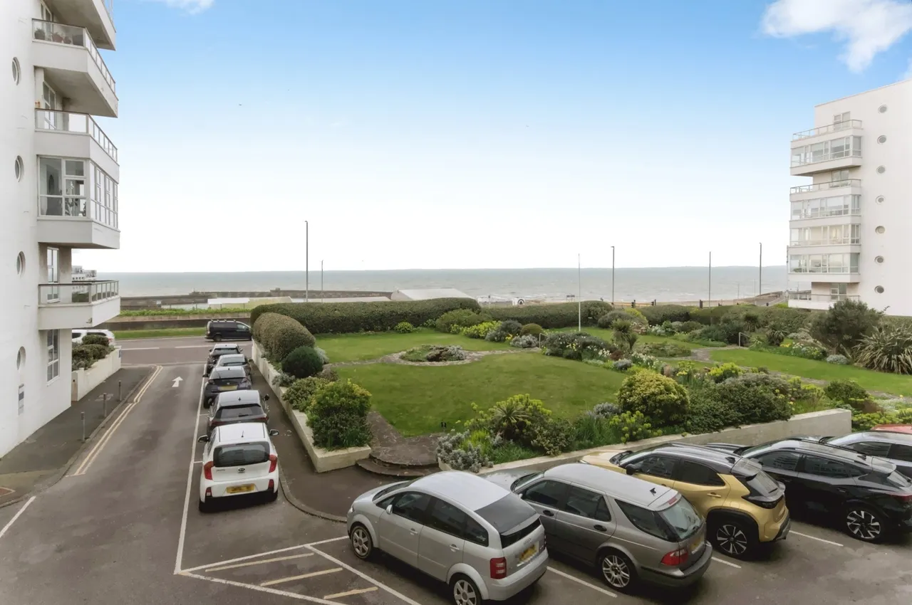 Marine Drive, Brighton, BN2, photo 6