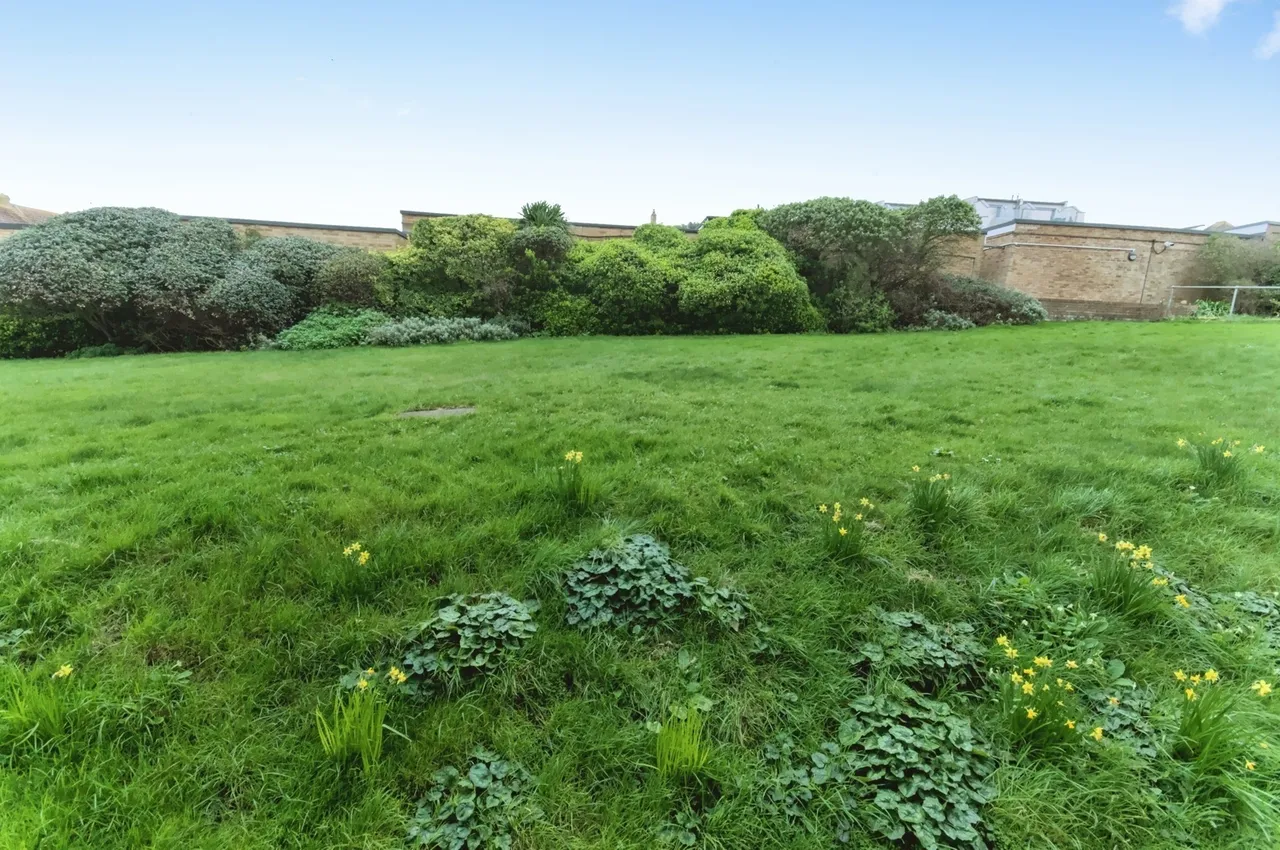 Marine Drive, Brighton, BN2, photo 19