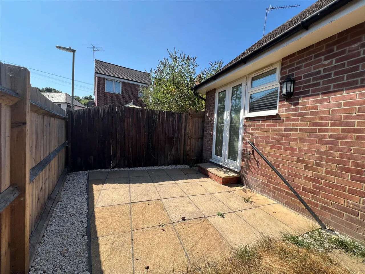 Flaxfield Road, Basingstoke, photo 12
