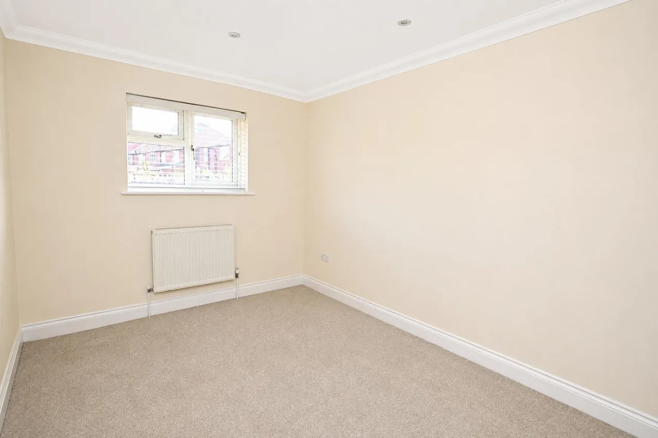 Flaxfield Road, Basingstoke, photo 6